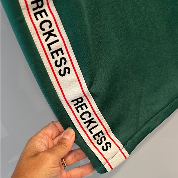 Young & Reckless Crusader Skirt XL - Picture 3 of 7